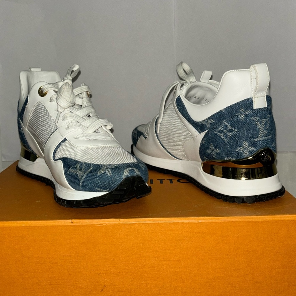 Louis Vuitton sneakers blue white and gold